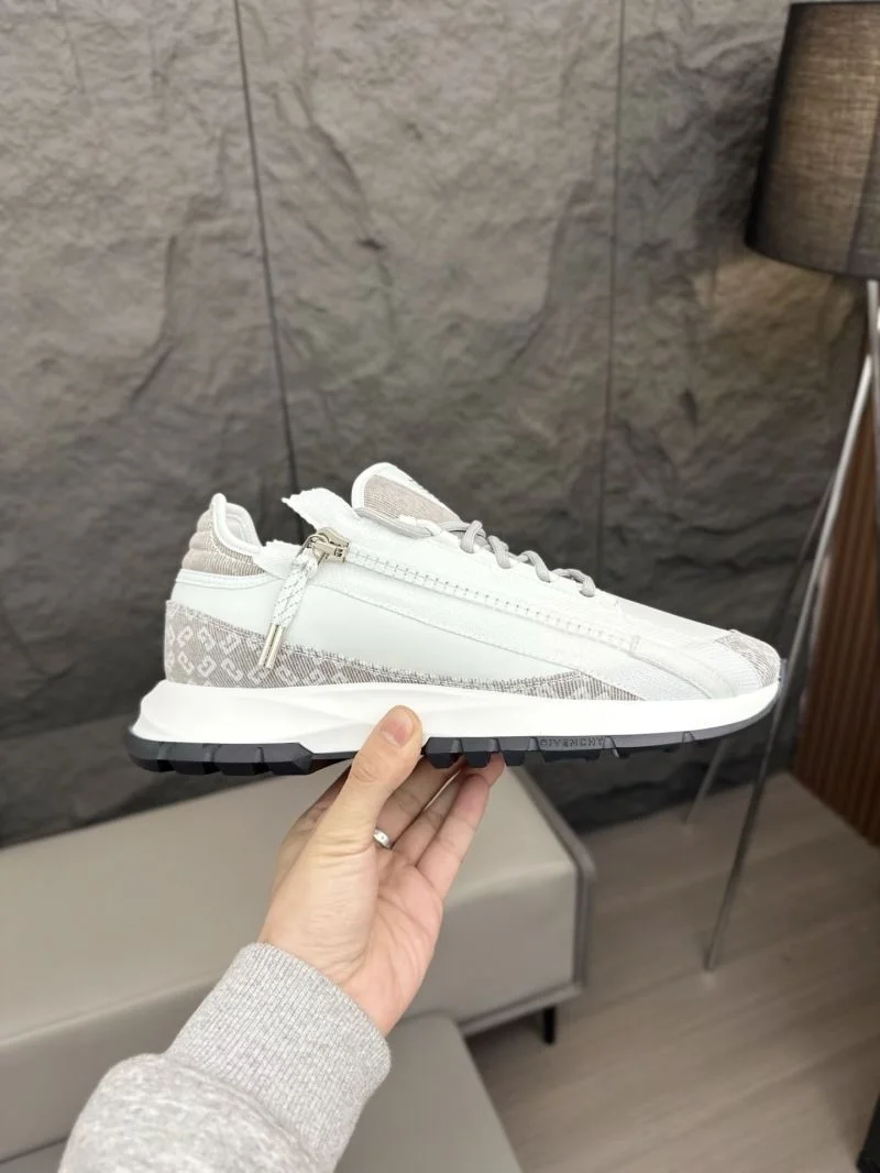 TechFriendly Givenchy Shoes 13926