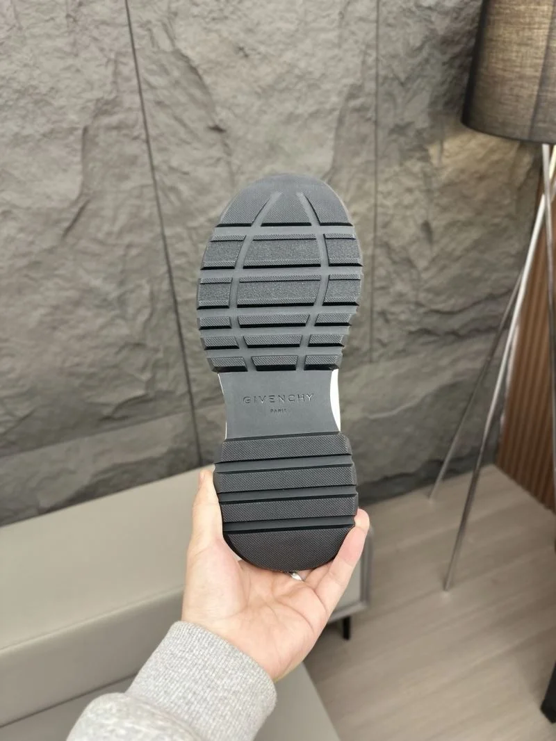 TechFriendly Givenchy Shoes 13926