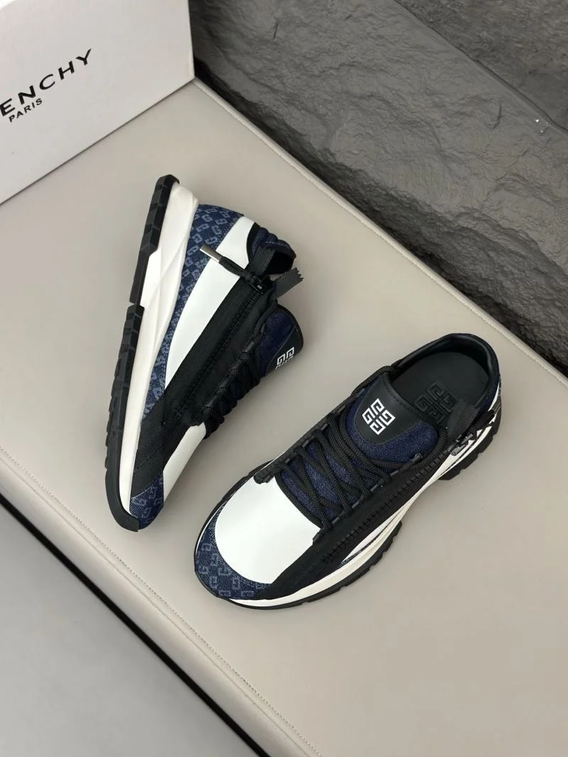 Givenchy Shoes Practical 13927