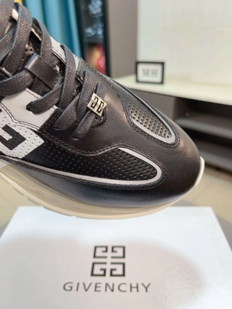 Resilient Givenchy Shoes 13923