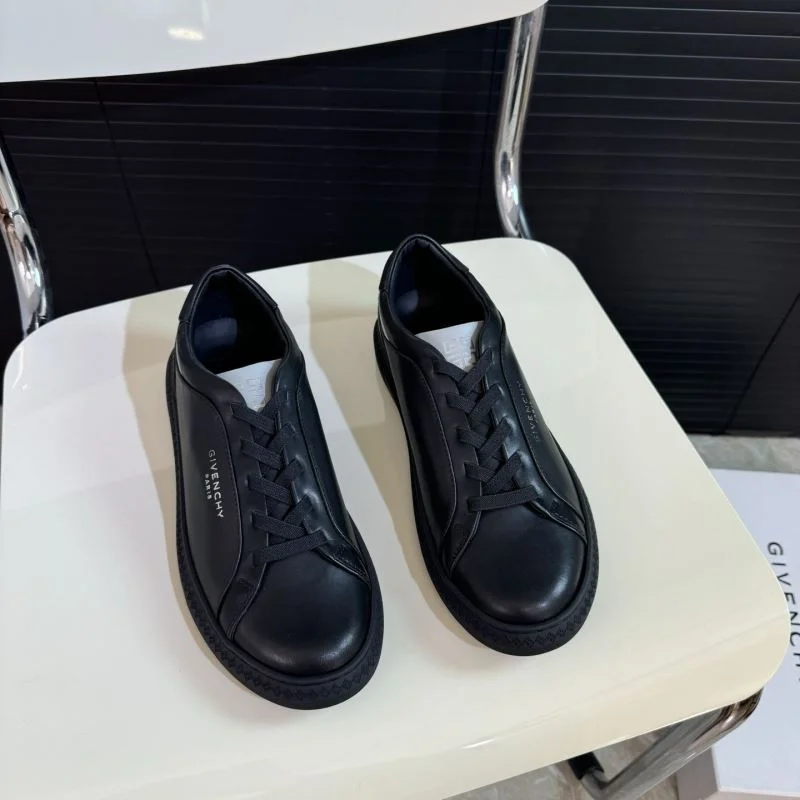 Elegant Givenchy Shoes 13970