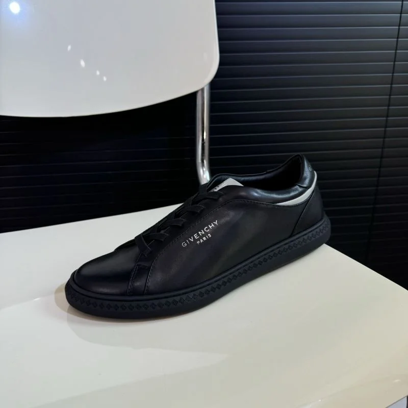 Elegant Givenchy Shoes 13970