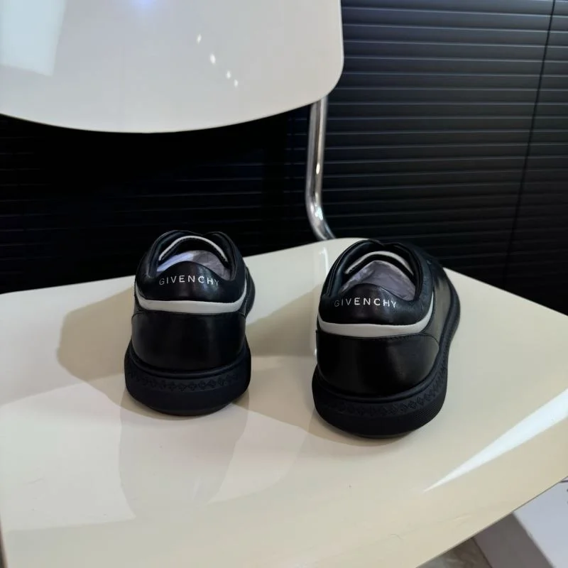 Elegant Givenchy Shoes 13970