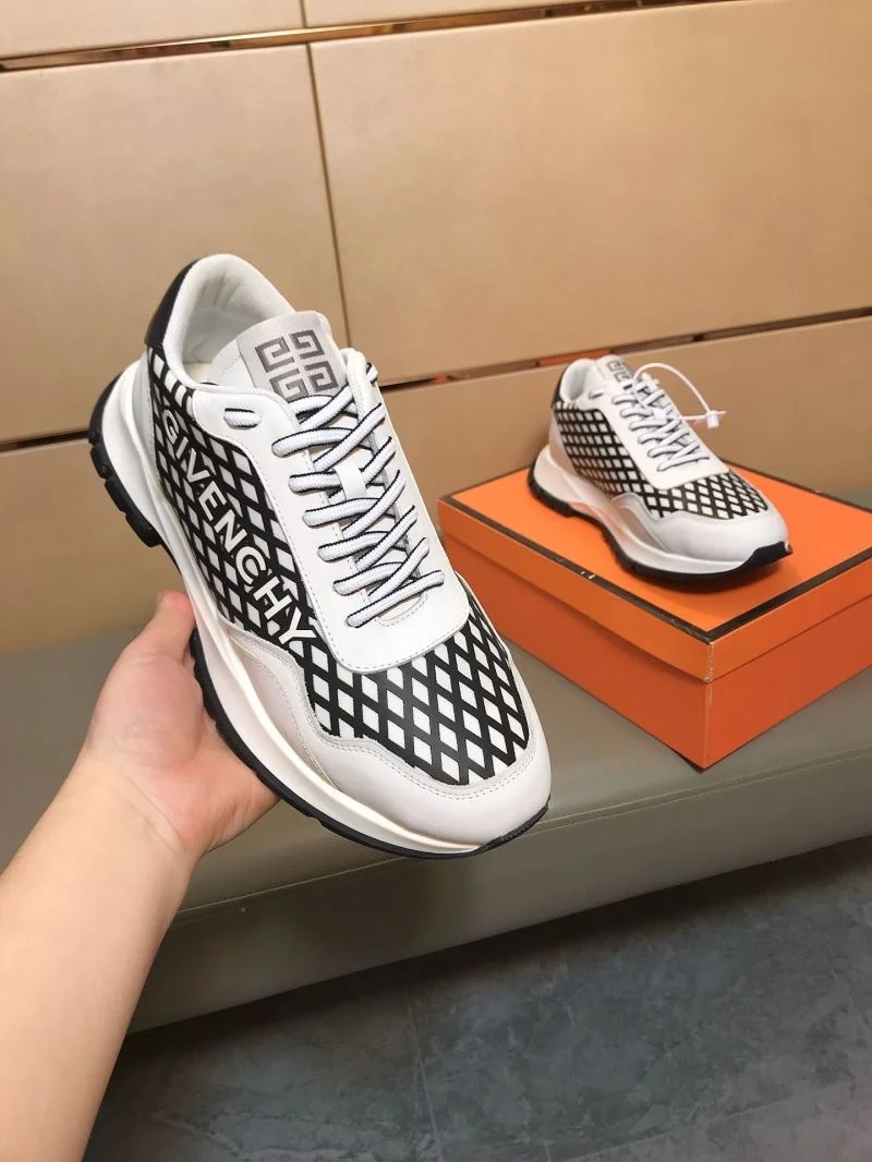Givenchy Shoes Snug 13891