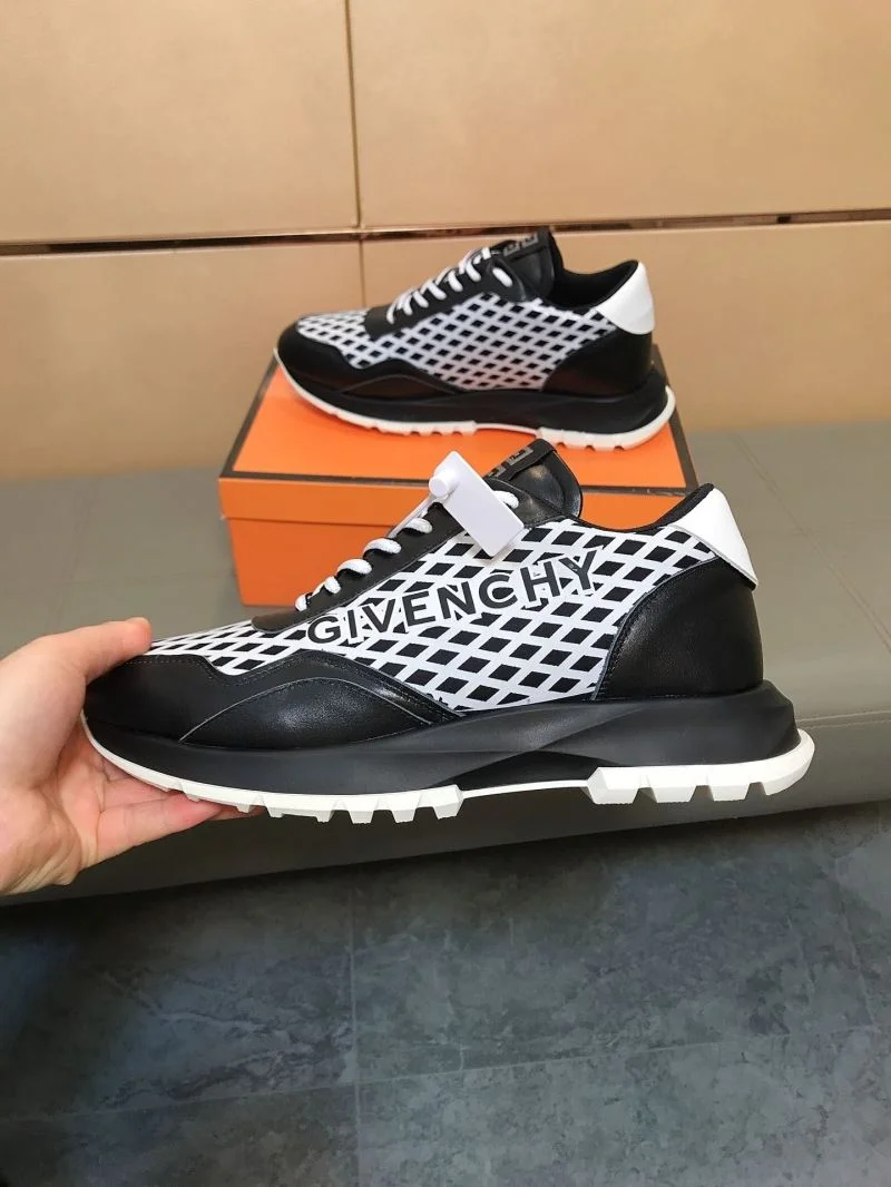Durable Givenchy Shoes 13889