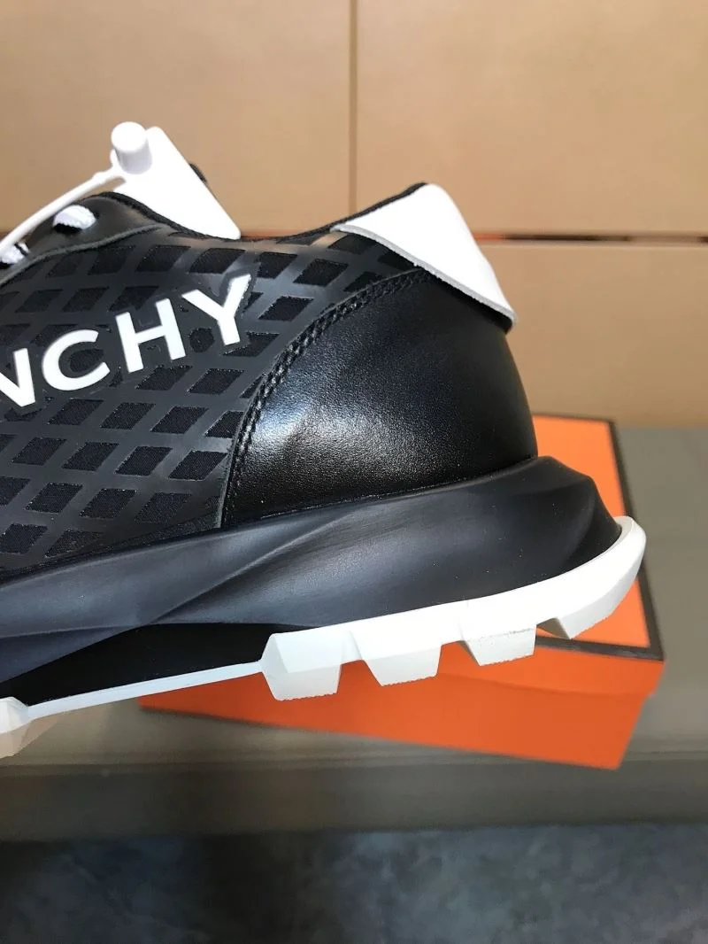 Givenchy Shoes Trendsetting 13881