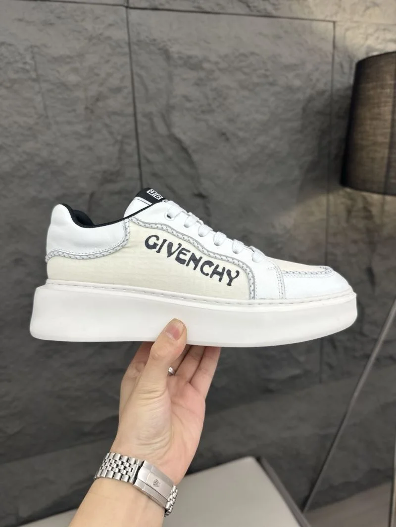 SmoothTexture Givenchy Shoes 13914