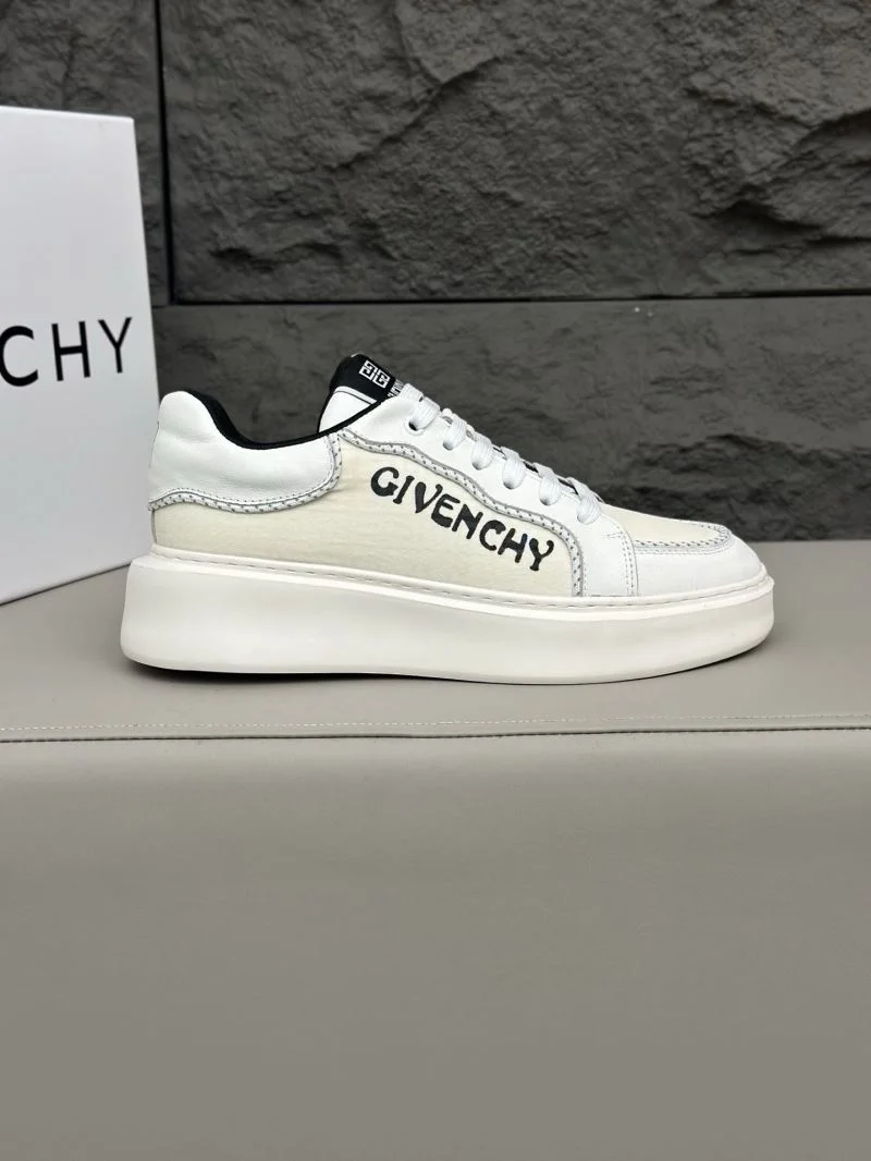 SmoothTexture Givenchy Shoes 13914
