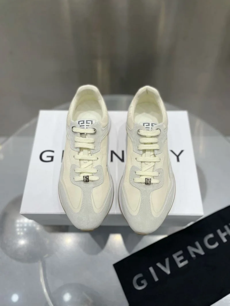 WrinkleFree Givenchy Shoes 6437