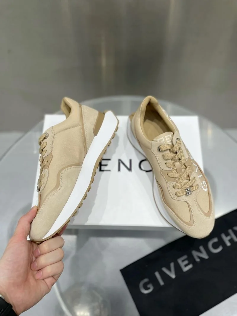Fashionable Givenchy Shoes 6411