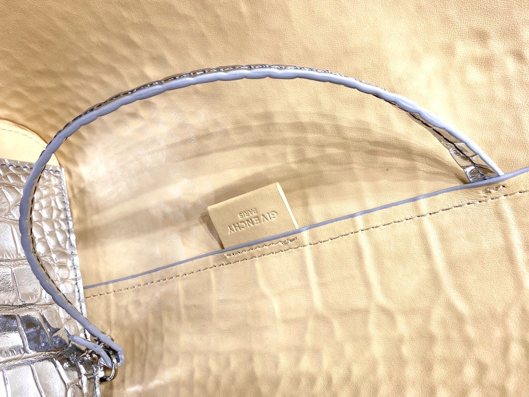 Givenchy Shopping Bags Attractive 71703