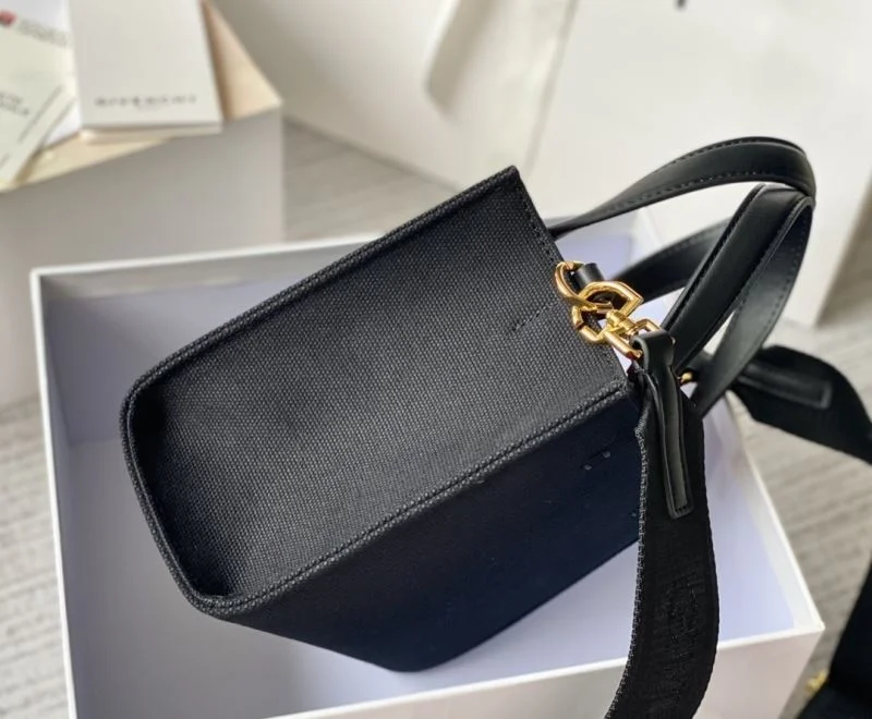 Cozy Givenchy Shopping Bags 44933