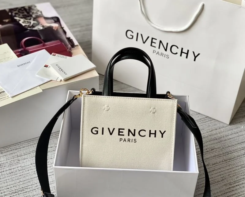 Givenchy Shopping Bags Vibrant 44888