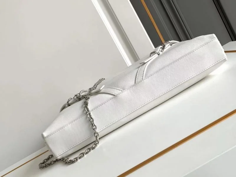 Compact Givenchy Shopping Bags 44889