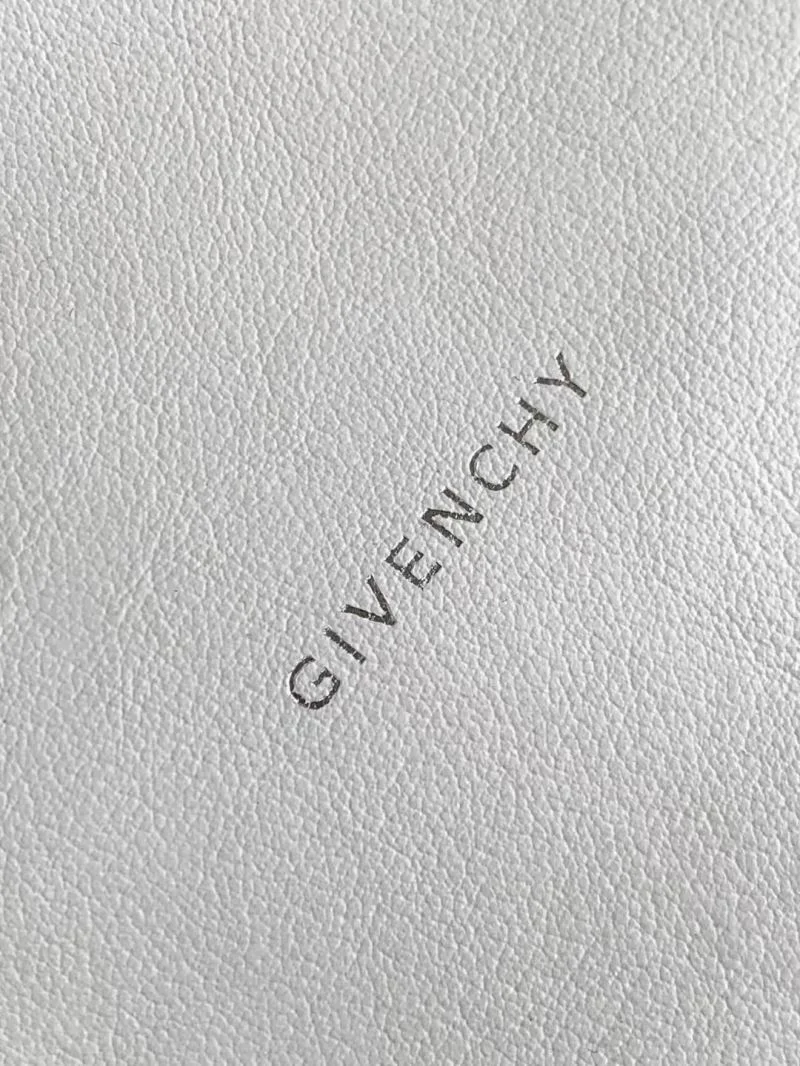 Compact Givenchy Shopping Bags 44889