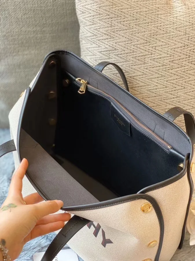 Classic Givenchy Shopping Bags 44890