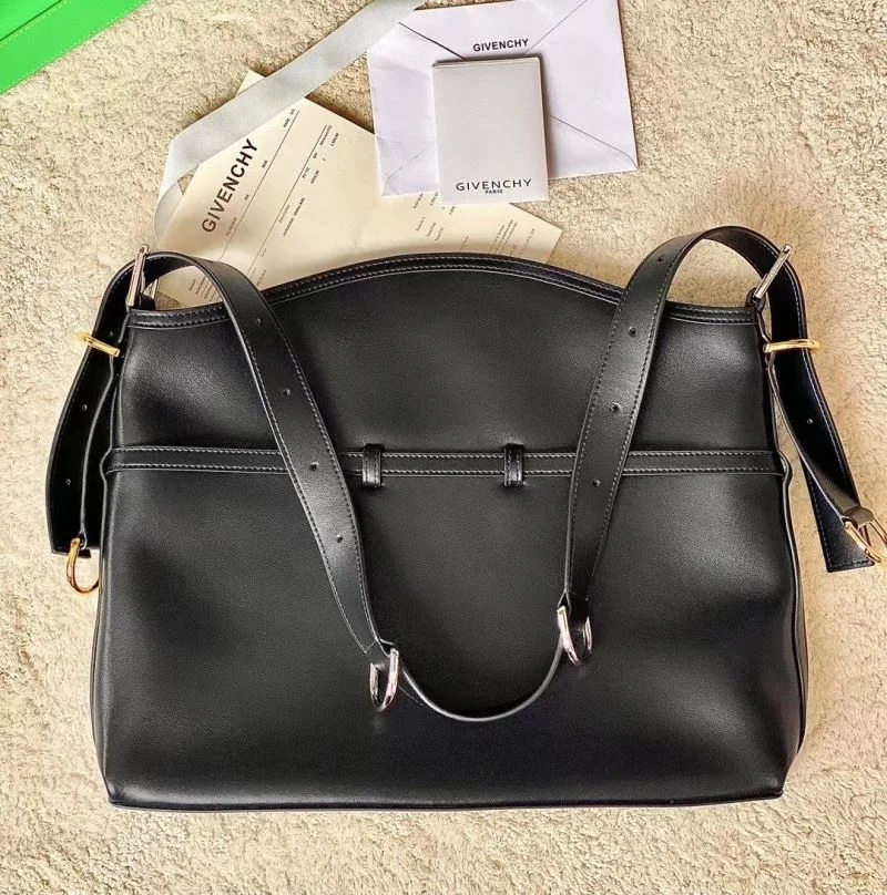 Givenchy Shopping Bags TimelessDesign 44577