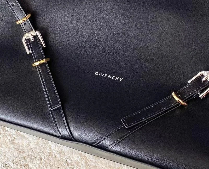 Givenchy Shopping Bags TimelessDesign 44577