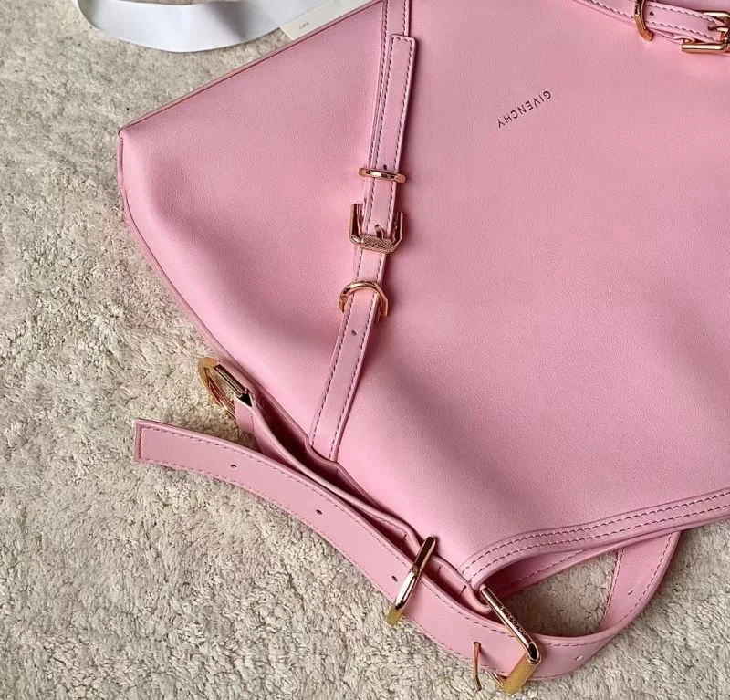 Givenchy Shopping Bags SmoothTexture 44539