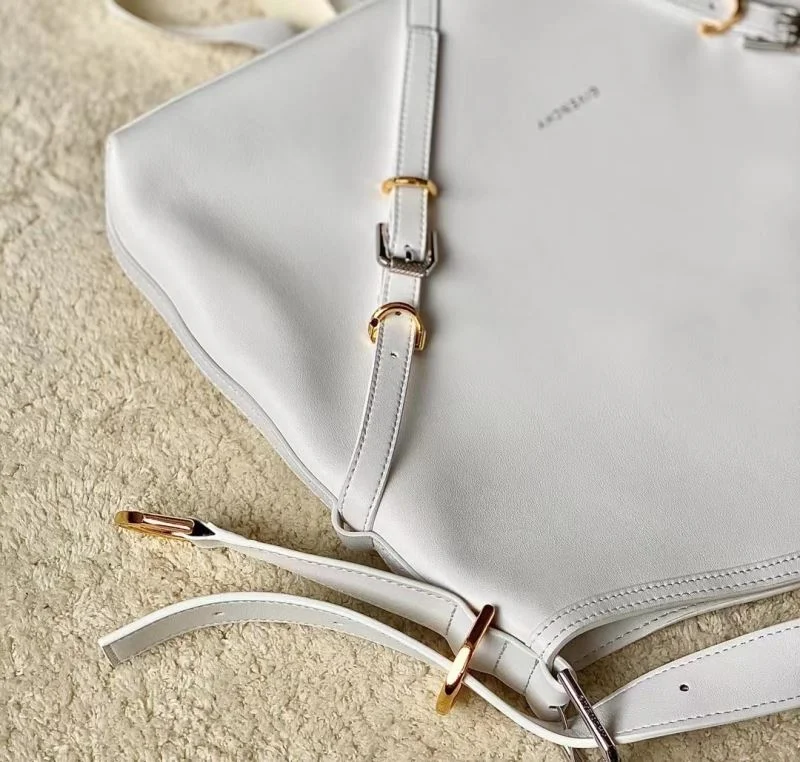 Sustainable Givenchy Shopping Bags 44533
