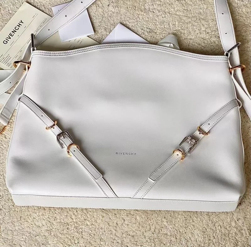 Sustainable Givenchy Shopping Bags 44533