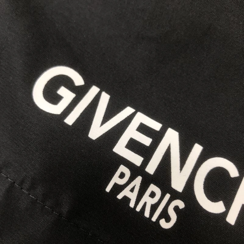 Givenchy Short Pants Resilient 124195
