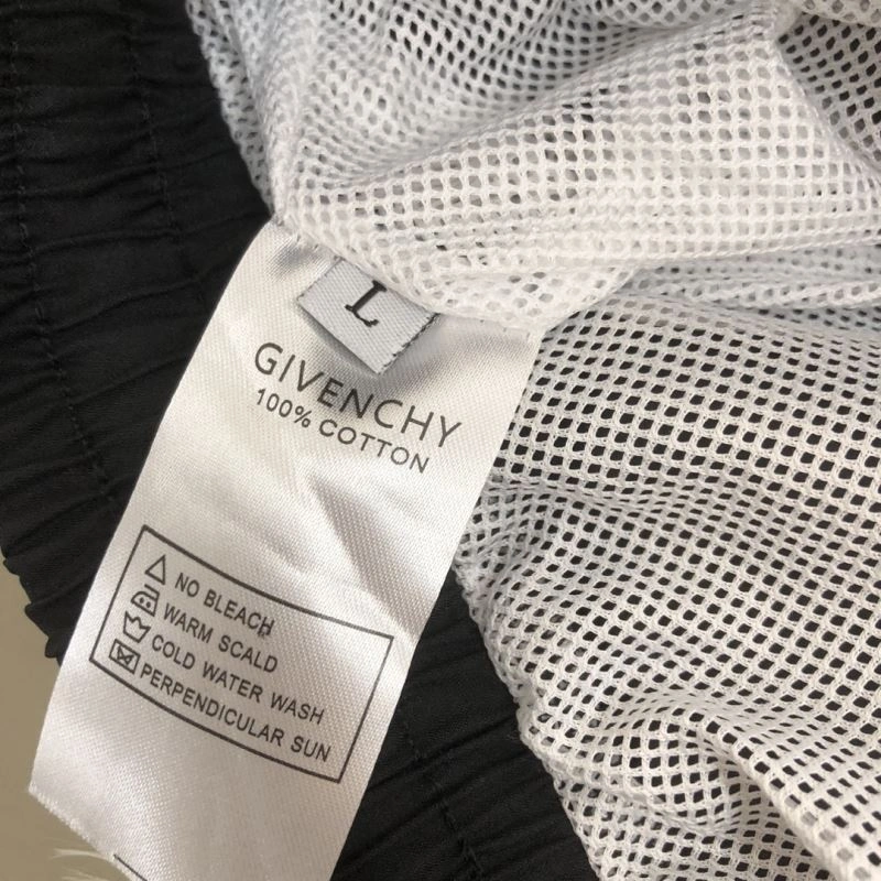 Givenchy Short Pants Resilient 124195