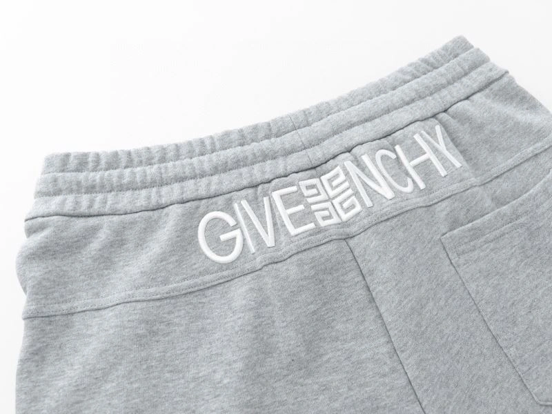 Givenchy Short Pants Breathable 124089