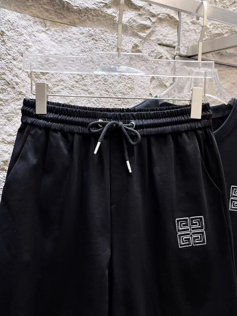 Givenchy Short Suits Affordable 123510