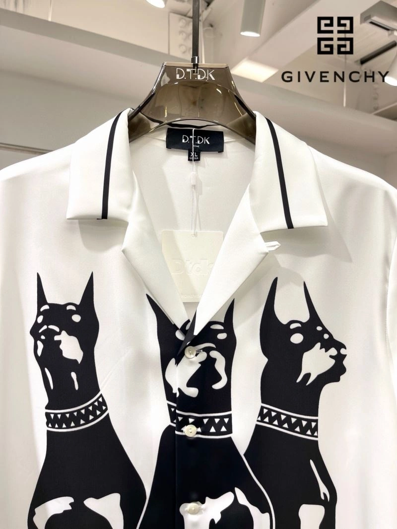 Givenchy Short Suits Trendsetting 123509