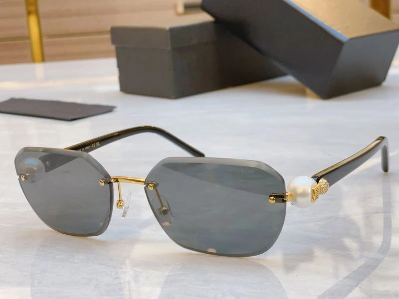 UrbanChic Givenchy Sunglasses 279429
