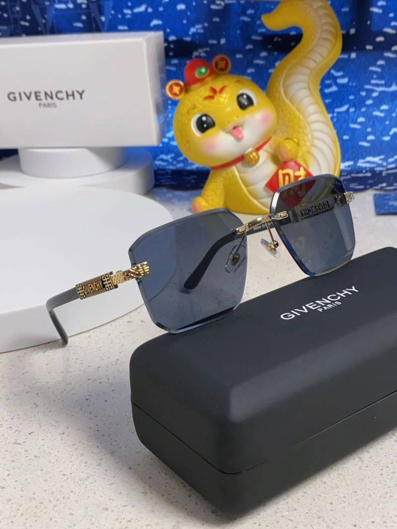 Givenchy Sunglasses WellDesigned 279423