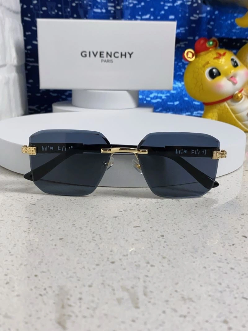 Givenchy Sunglasses WellDesigned 279423
