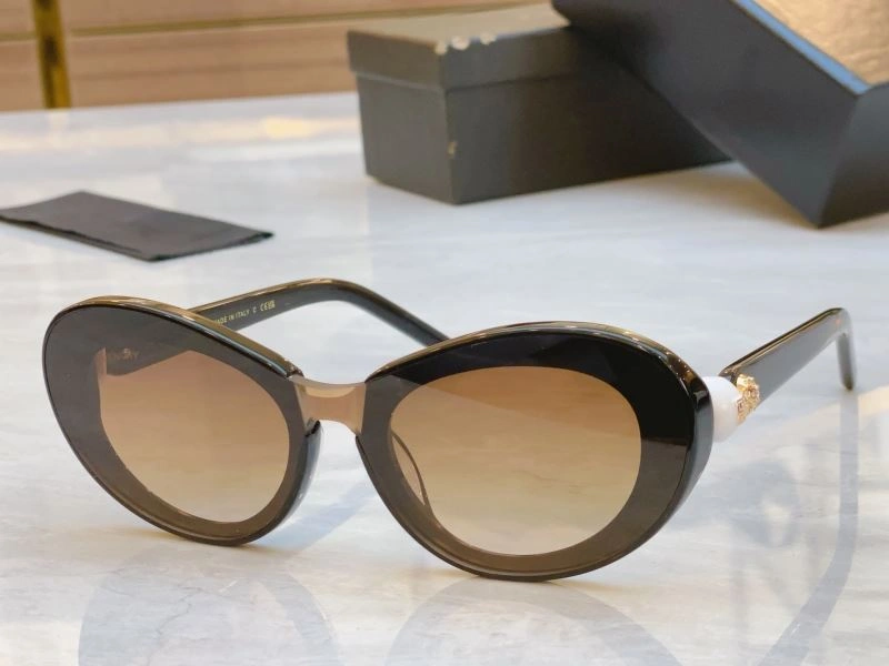 Givenchy Sunglasses AllSeason 279420