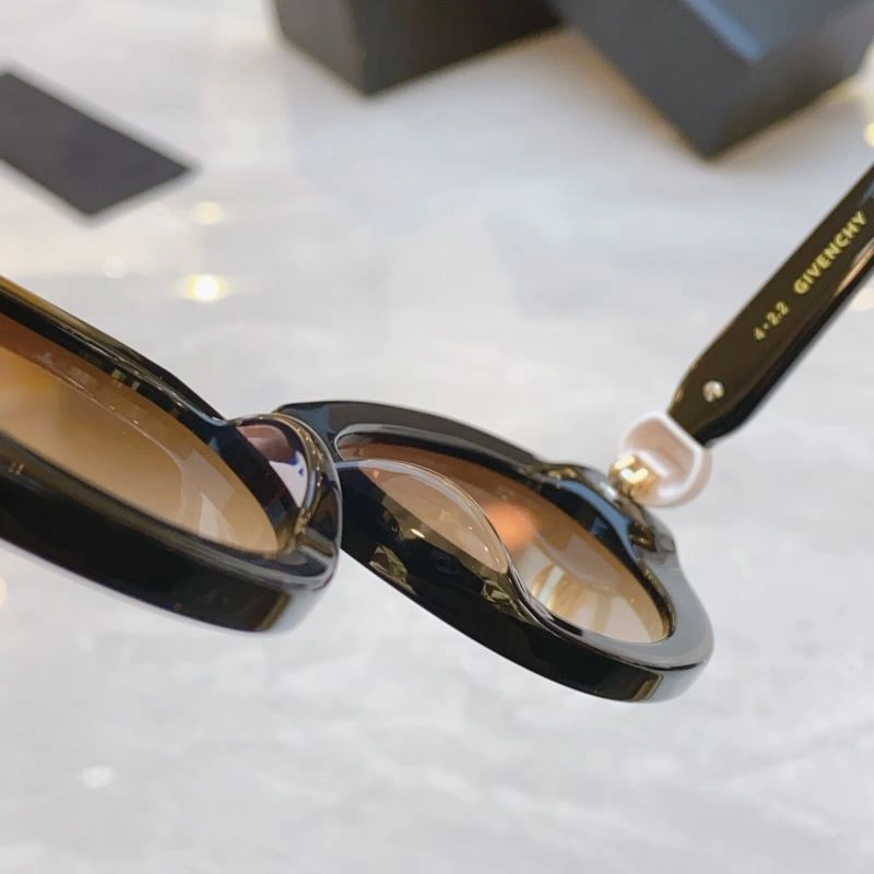 Givenchy Sunglasses AllSeason 279420
