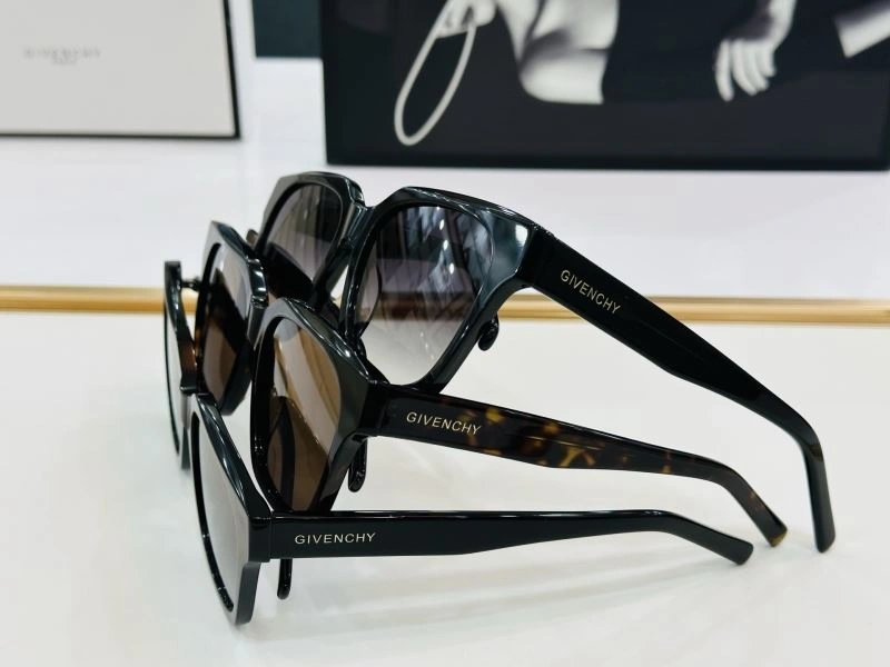 Givenchy Sunglasses Unique 279419