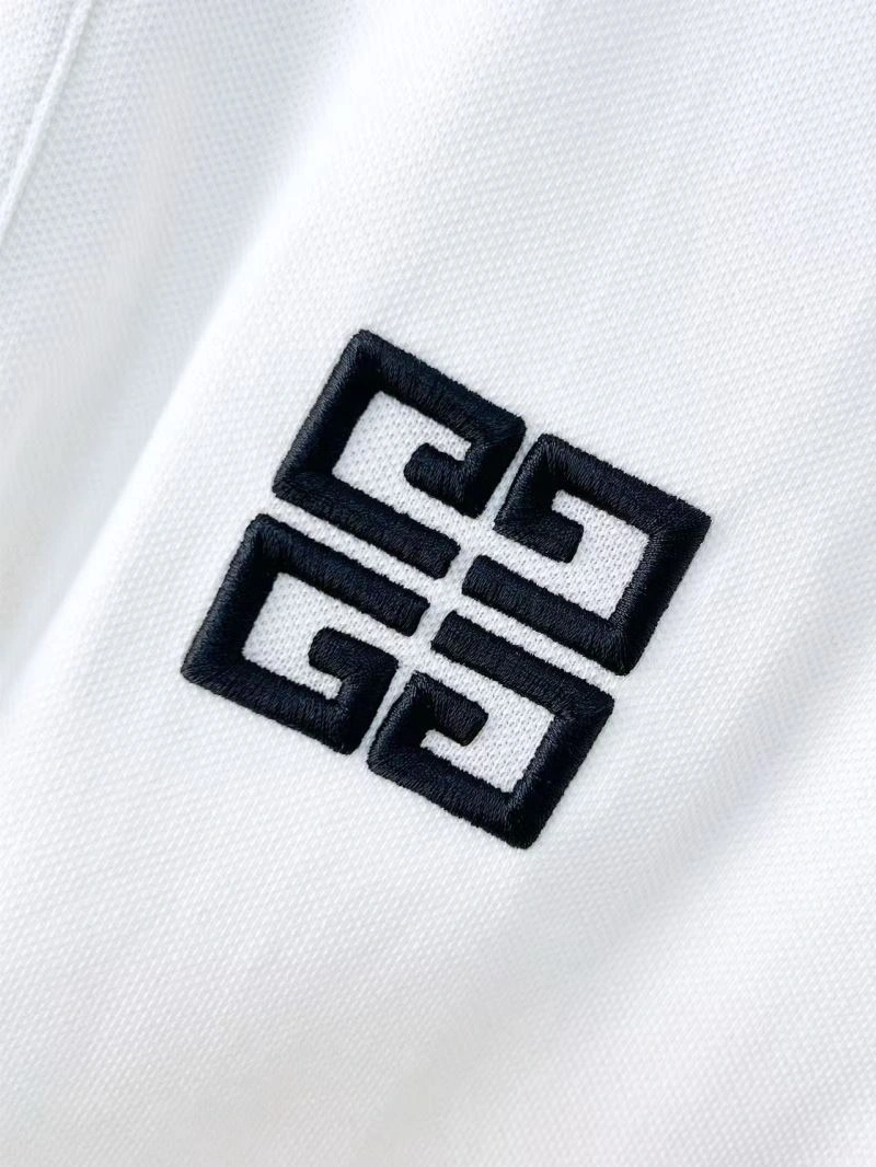 Unisex Givenchy T-Shirts 123544