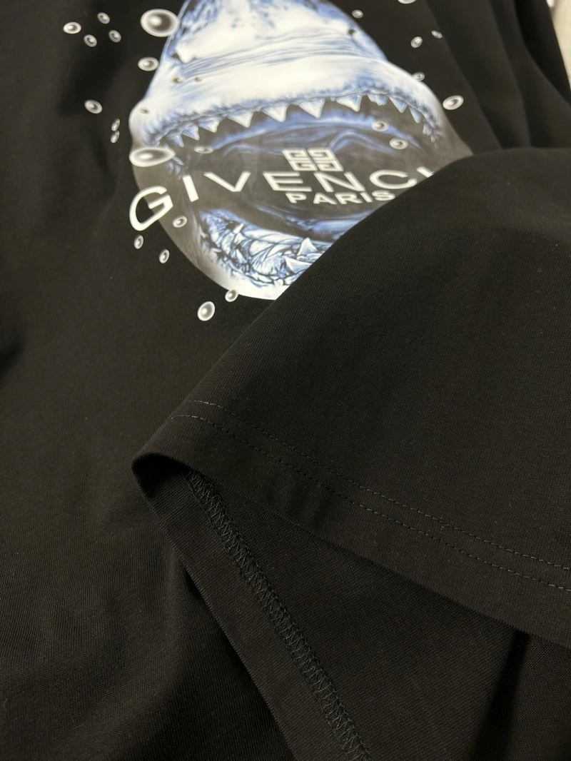 HighQuality Givenchy T-Shirts 124150