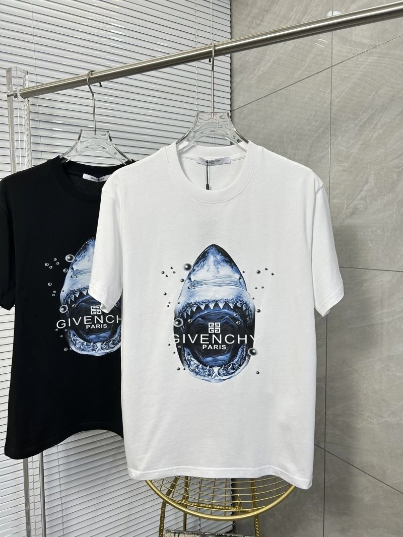 Givenchy T-Shirts Snug 124148