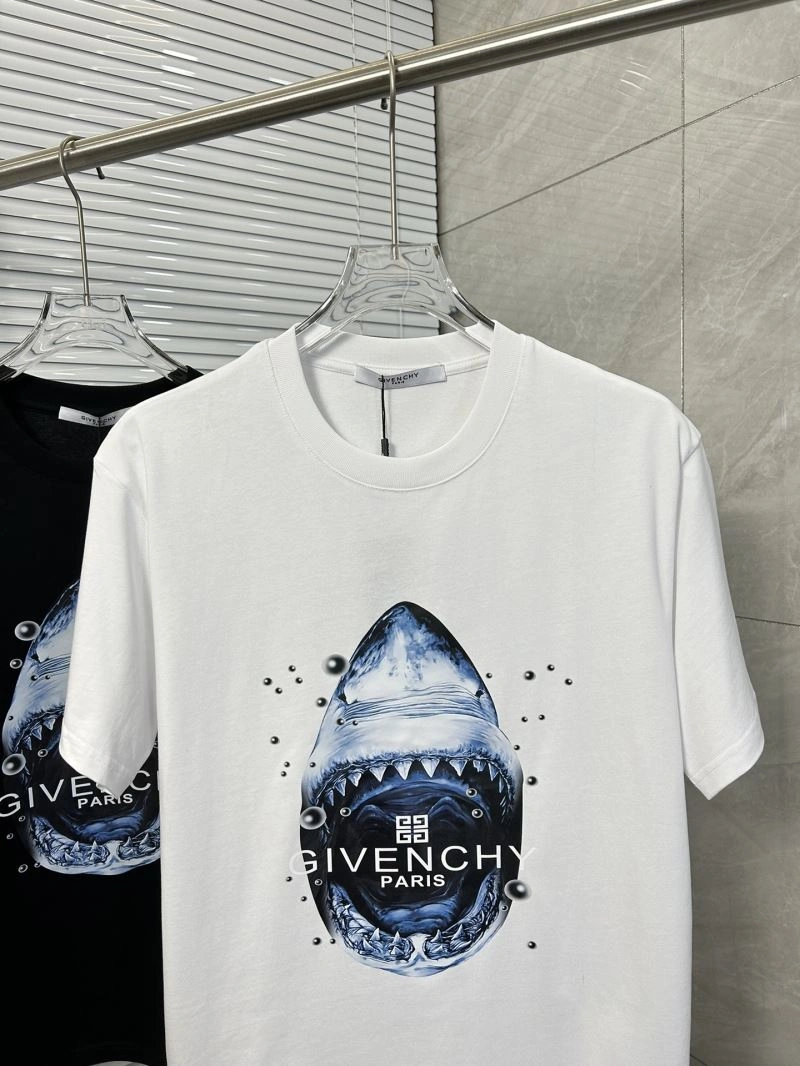 Givenchy T-Shirts Snug 124148