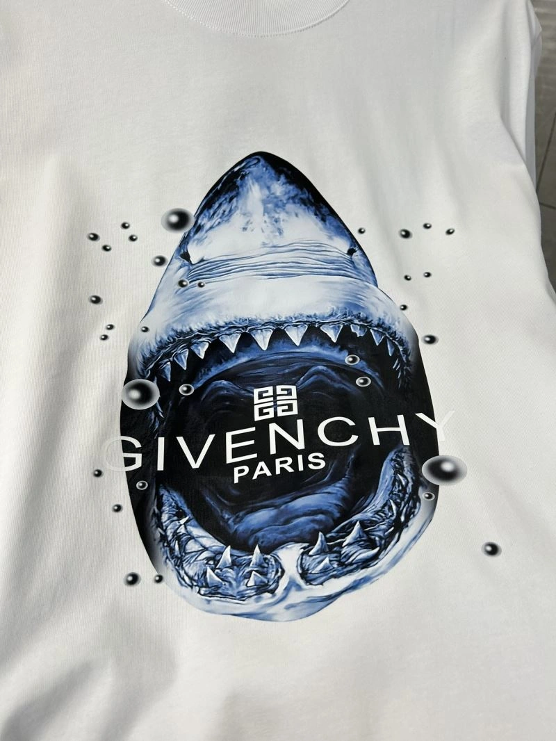 Givenchy T-Shirts Snug 124148