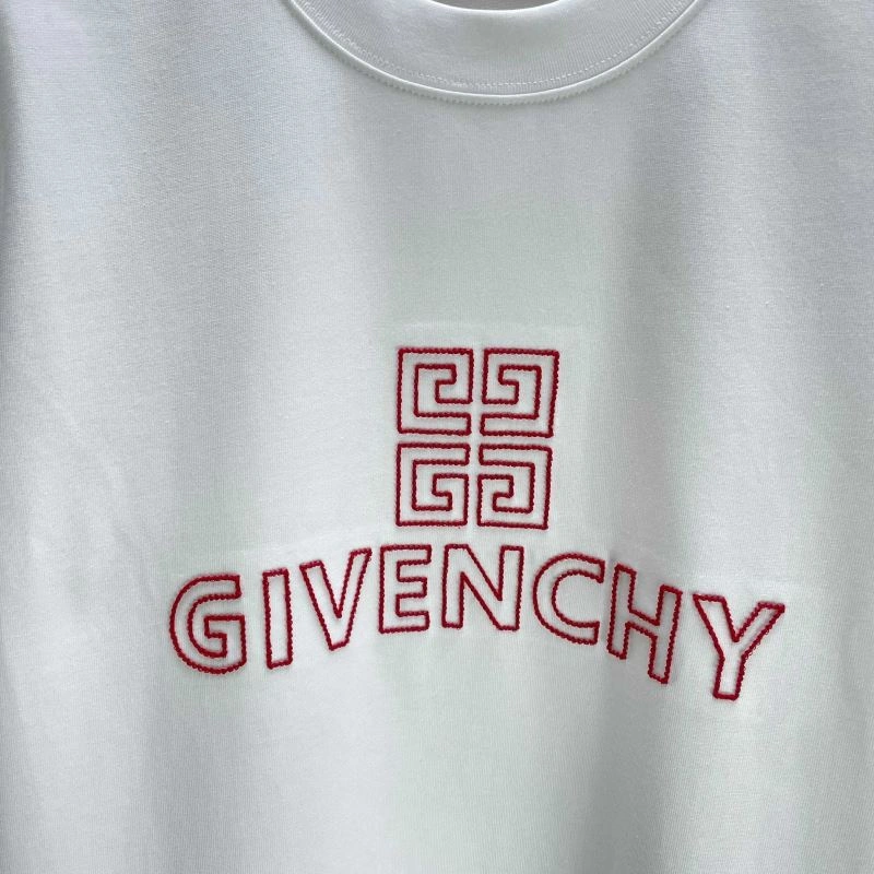 Givenchy T-Shirts Resilient 124146