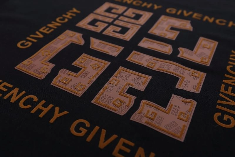 Givenchy T-Shirts GoodFit 123535