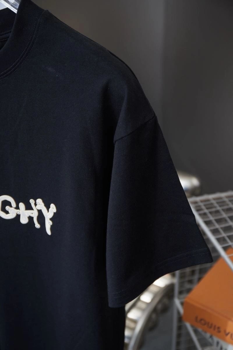 Givenchy T-Shirts TimelessDesign 124144