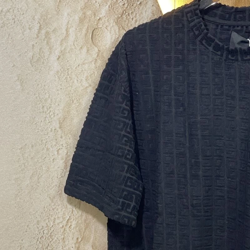 Refined Givenchy T-Shirts 124123