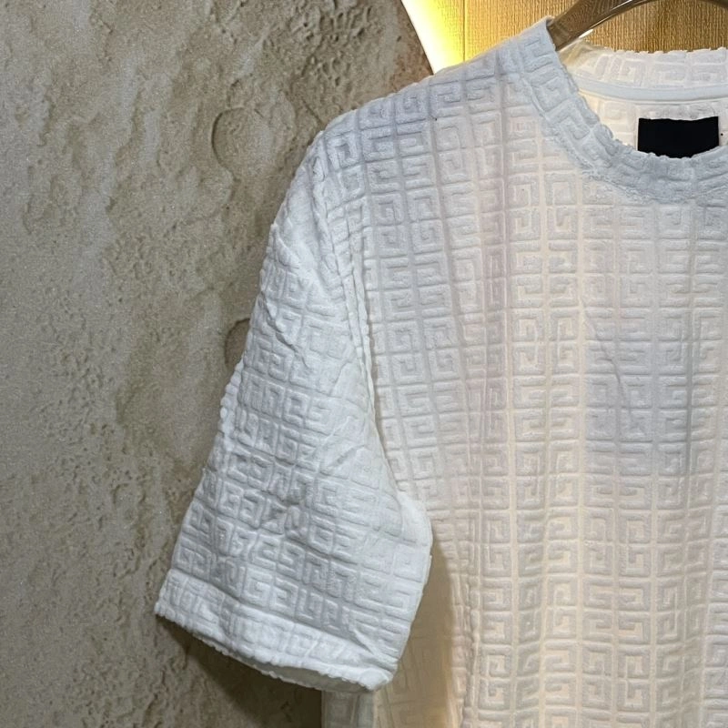 Givenchy T-Shirts WeatherProof 124126