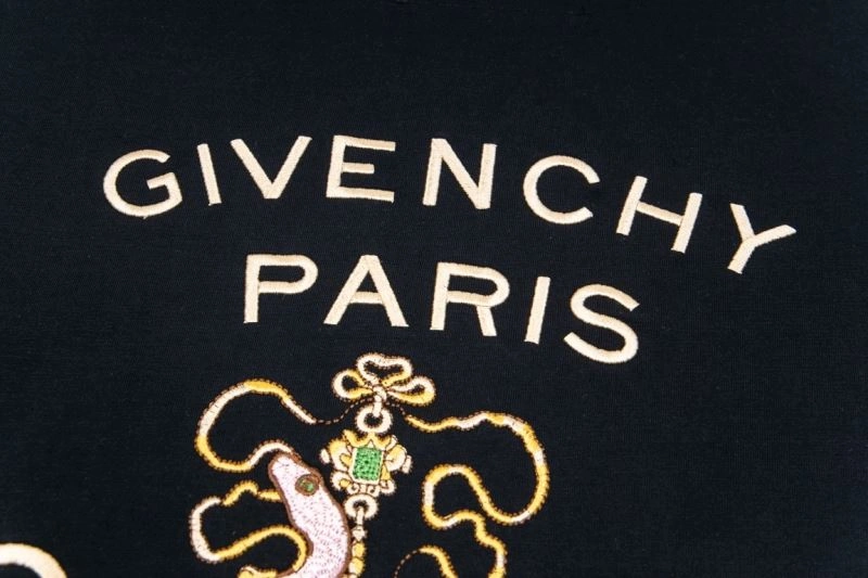 Thermal Givenchy T-Shirts 124124