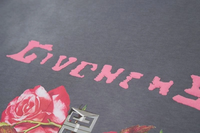 Givenchy T-Shirts Practical 124133