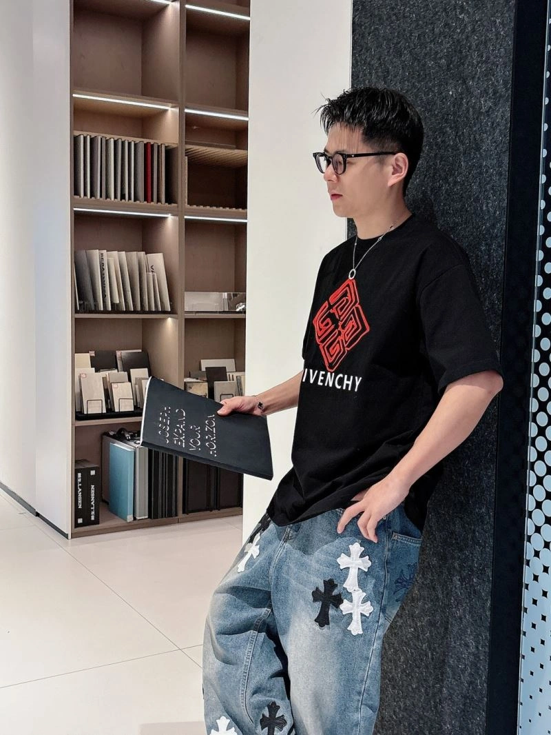 Classic Givenchy T-Shirts 124143