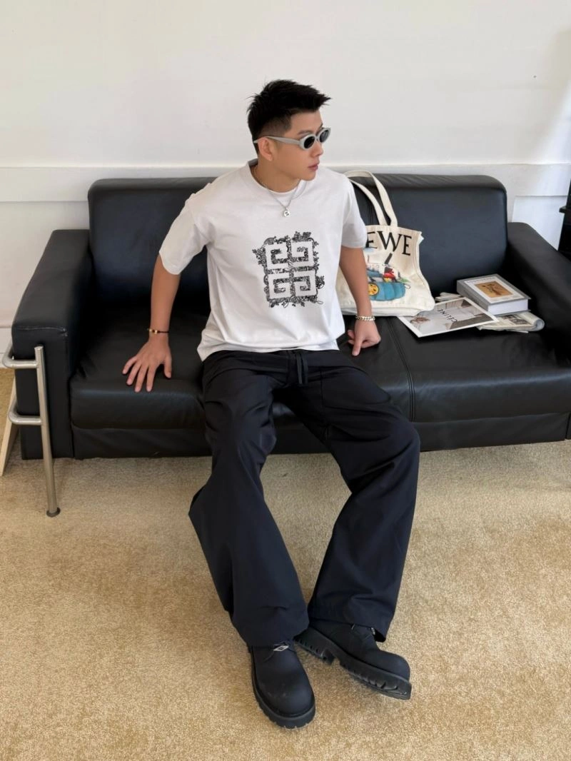 Givenchy T-Shirts EyeCatching 124116